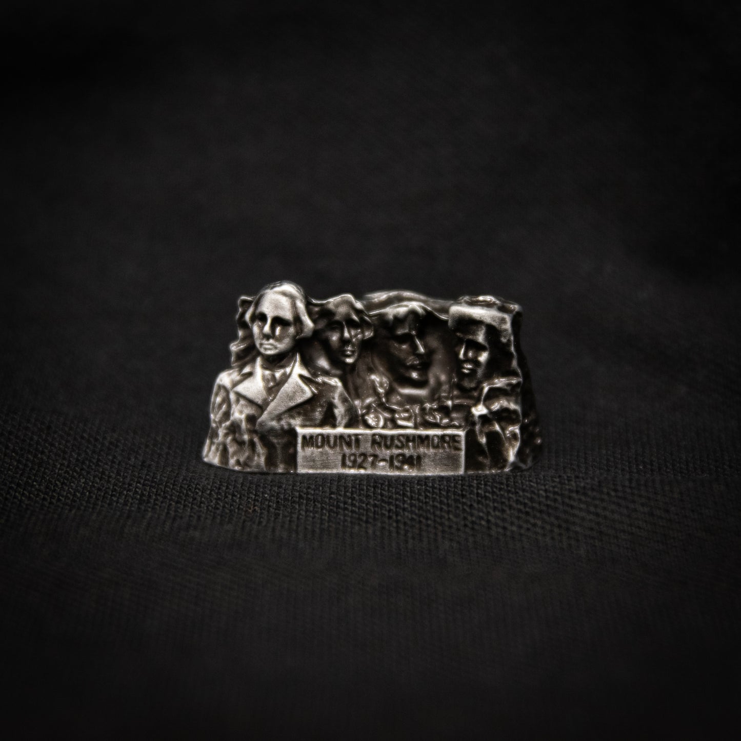 Mt Rushmore Pewter